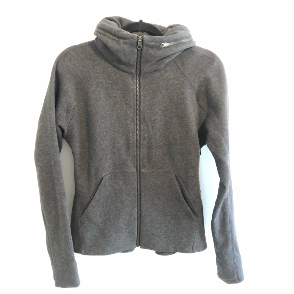 Lululemon jacket with flaired waist size 8 black